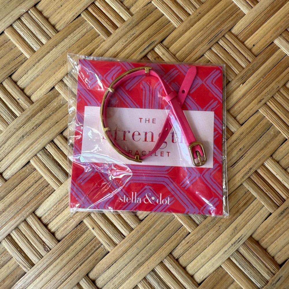 stella & dot ~ bright pink & strength gold elephant buckle bracelet